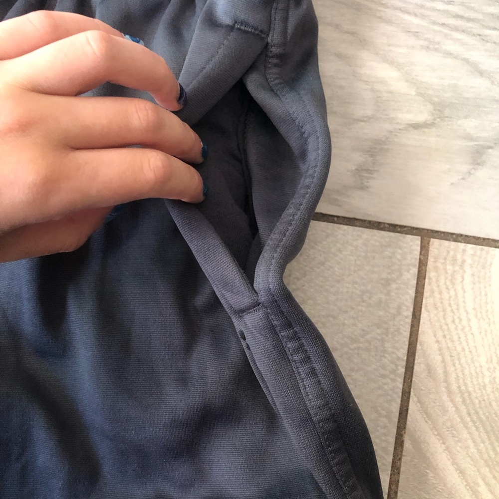 Fila Gray Large (14-16)  Boys joggers super comfy - Picture 4 of 5